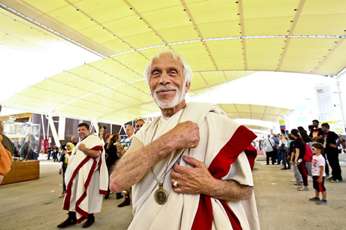 MILANO. A Expo i gladiatori sfilano sul decumano