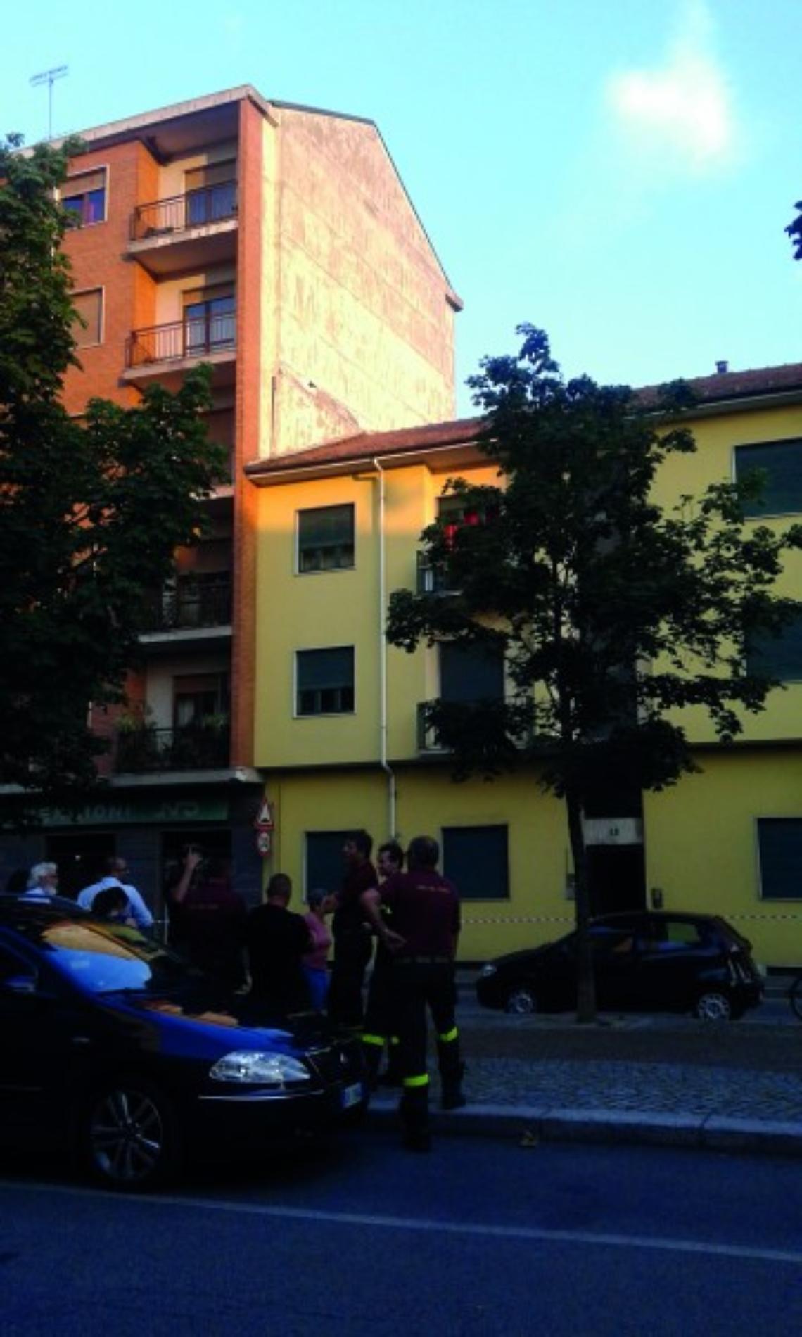CHIVASSO. Panico in viale Vittorio Veneto