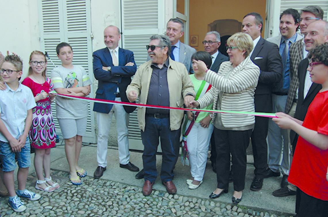 CASTELLAMONTE. In mostra la terra “universa” della ceramica