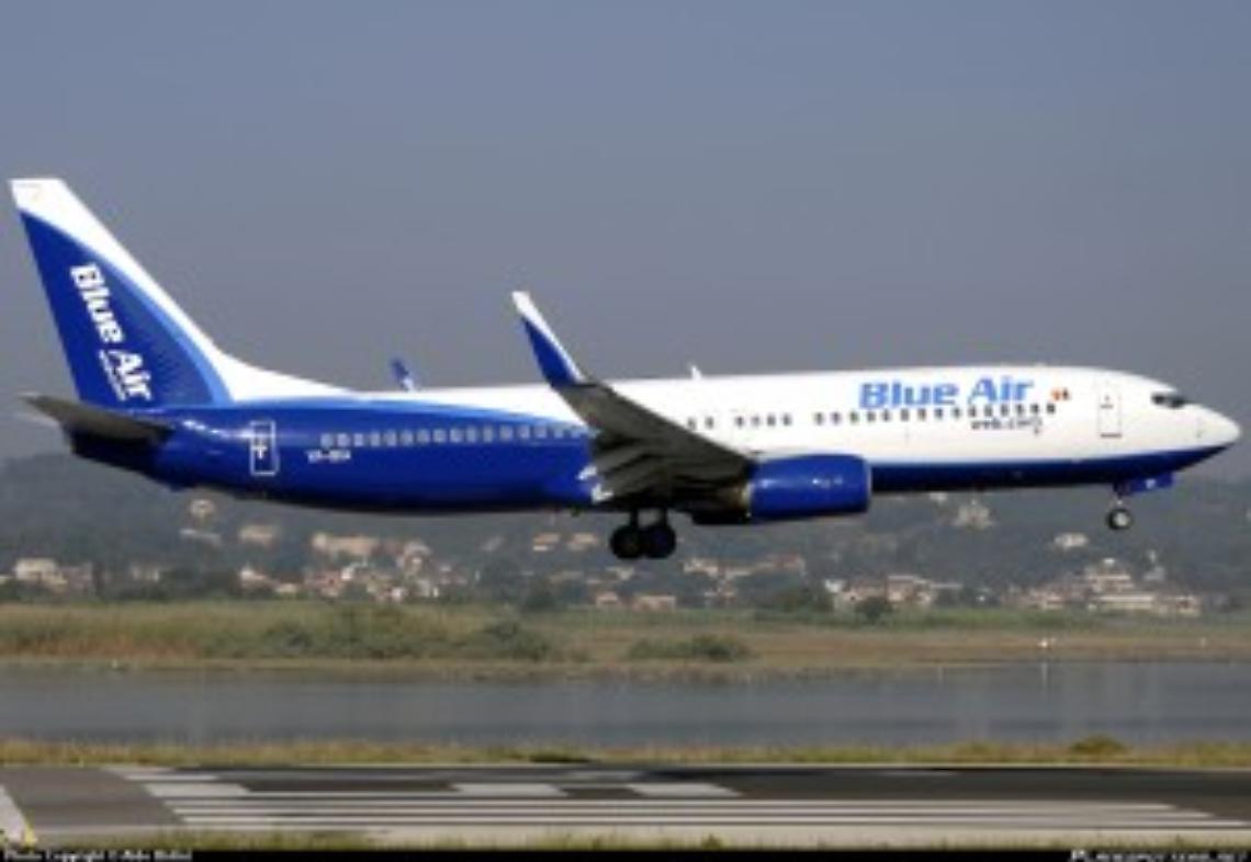CASELLE TORINESE. Scoppia gomma, aereo costretto atterraggio emergenza