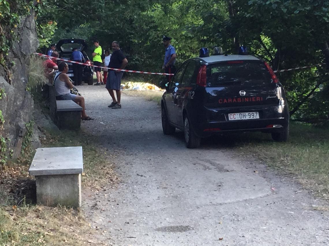 IVREA. Muore mentre fa il bagno al lago Sirio