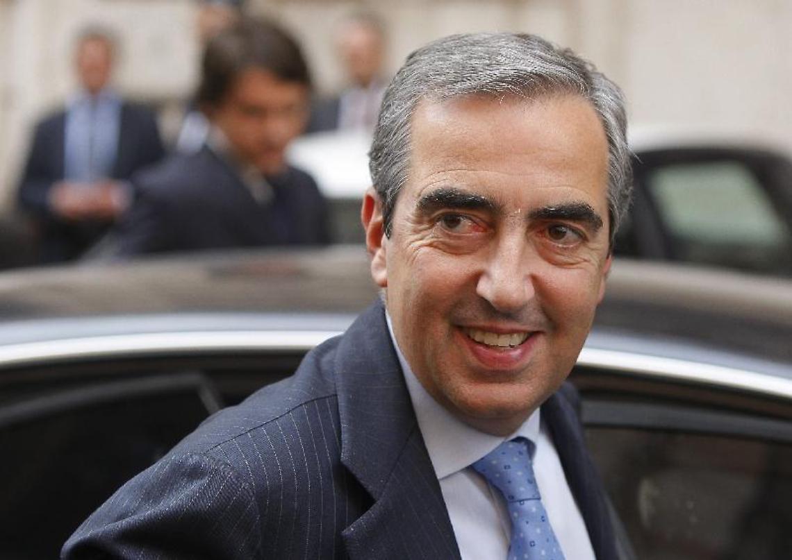 ROMA. Comunali: Gasparri presenta pdl, "15mila euro per candidarsi”