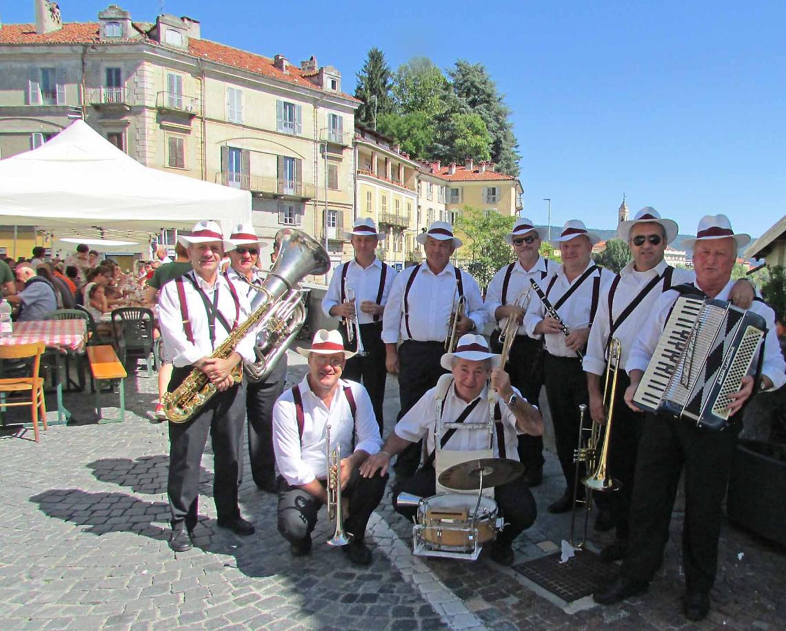 IVREA. In archivio la festa in Borghetto