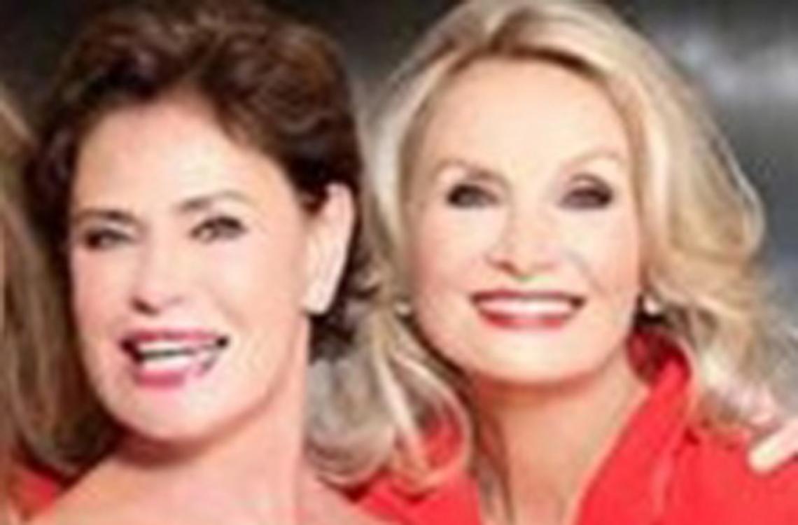 ASTI. Barbara Bouchet e Corinne Clery sono suocere dell'anno