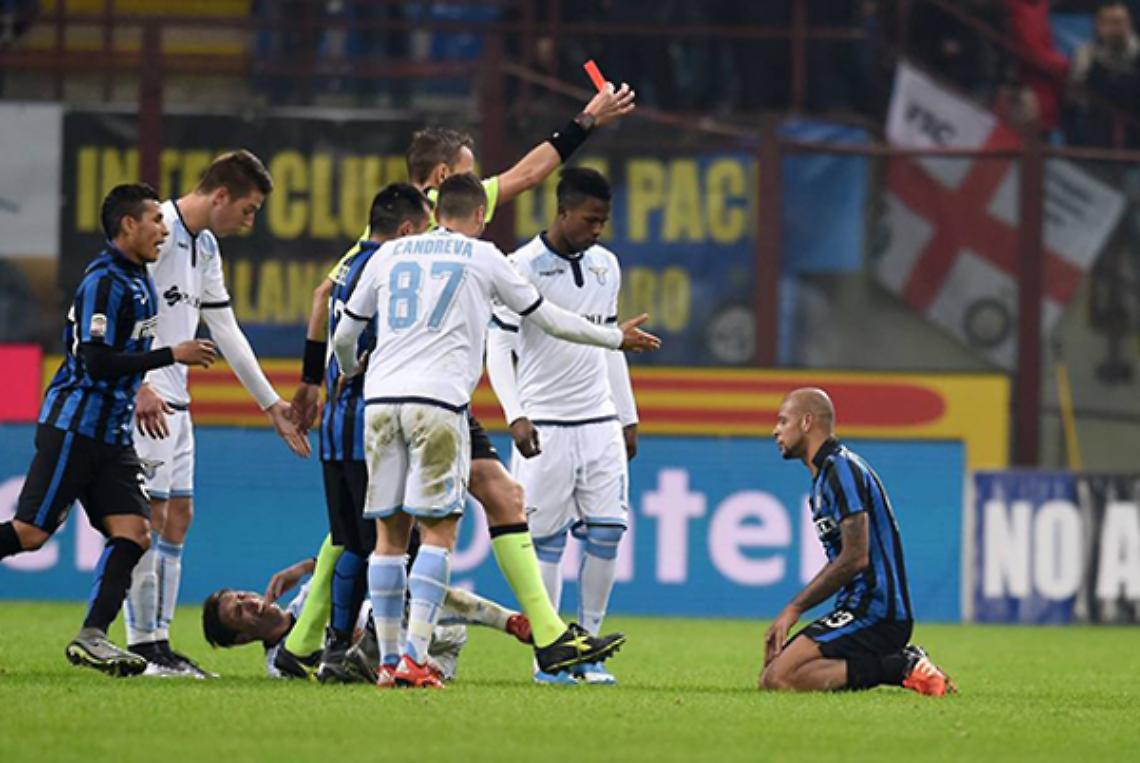 CALCIO. Un turno di squalifica a Jorginho, Nainggolan e Pjanic. Tre a Melo