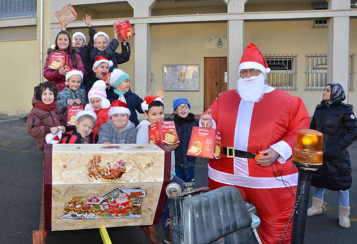 MERCENASCO. Festa di Natale con gli anziani
