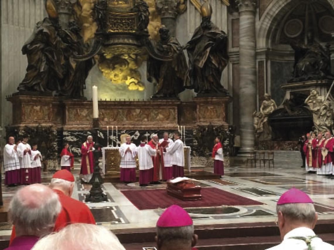 AGLIE'. Addio al Cardinale "Globetrotter"