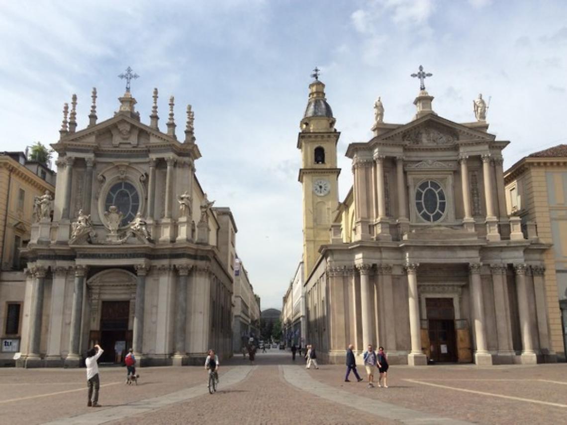 TORINO. Griglia pannocchie in piazza San Carlo, multato 40enne