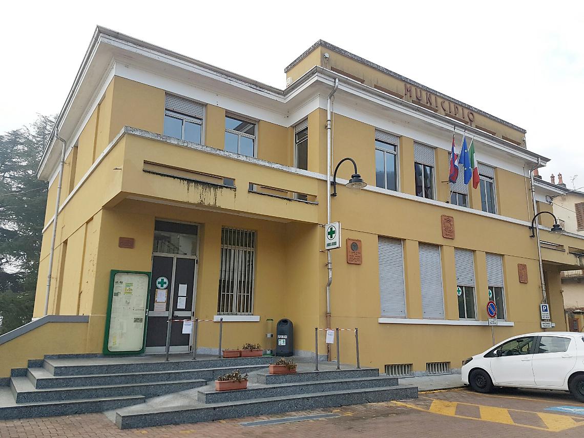 PARELLA. E’ scontro tra il sindaco e Tegano sulla parità di genere