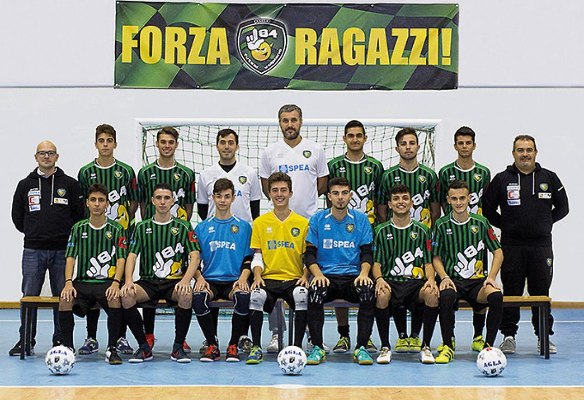CALCIO A 5. JUNIORES. Carattere L84, è rimonta