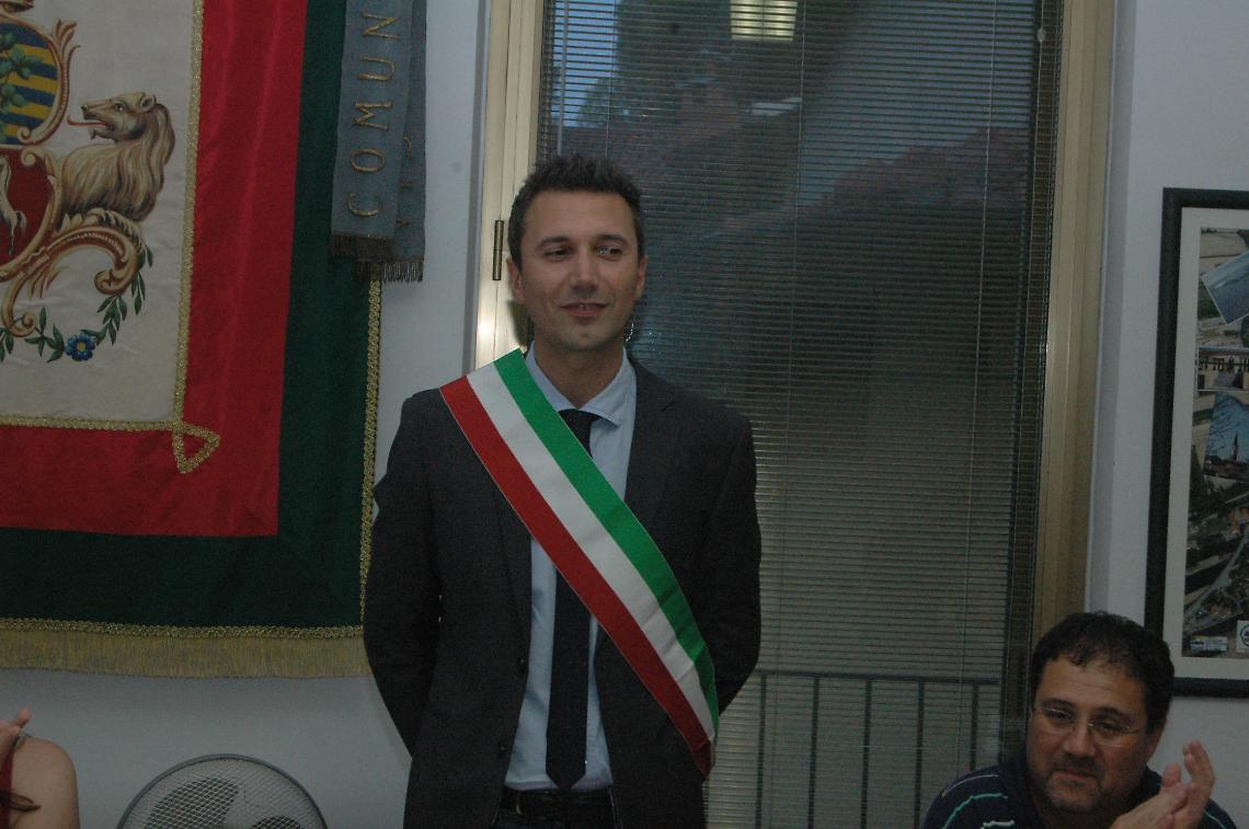 VISCHE. Anche con un dipendente in meno, il comune funziona