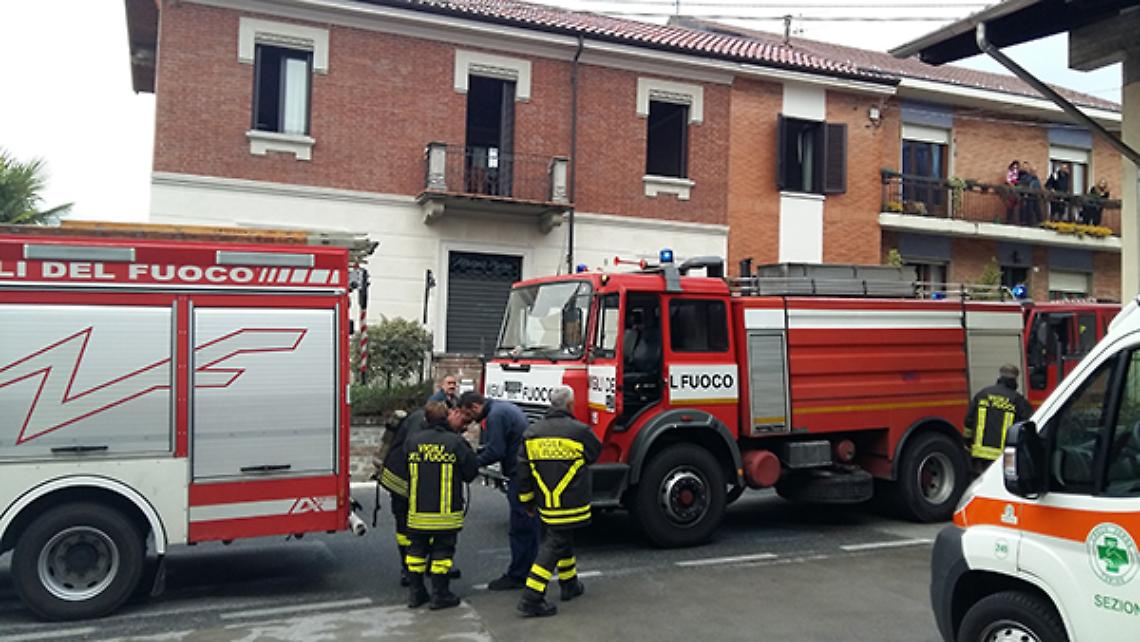 ROBASSOMERO. In fiamme un'abitazione in via Braccini