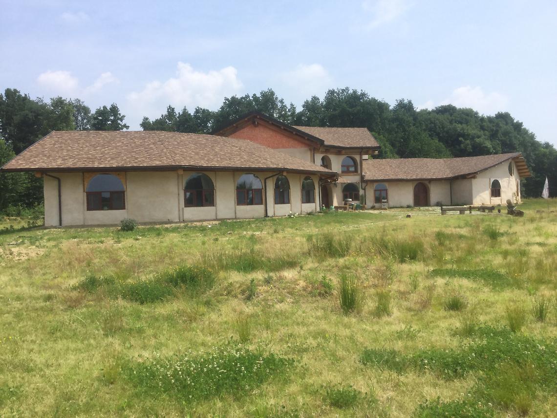 MONTALENGHE. Aprir&agrave; il 9 luglio la Locanda della Contea