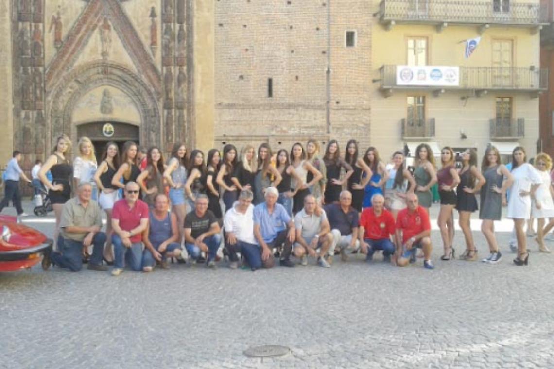 CHIVASSO. Musica, allegria e belle ragazze per la Patronale 2017