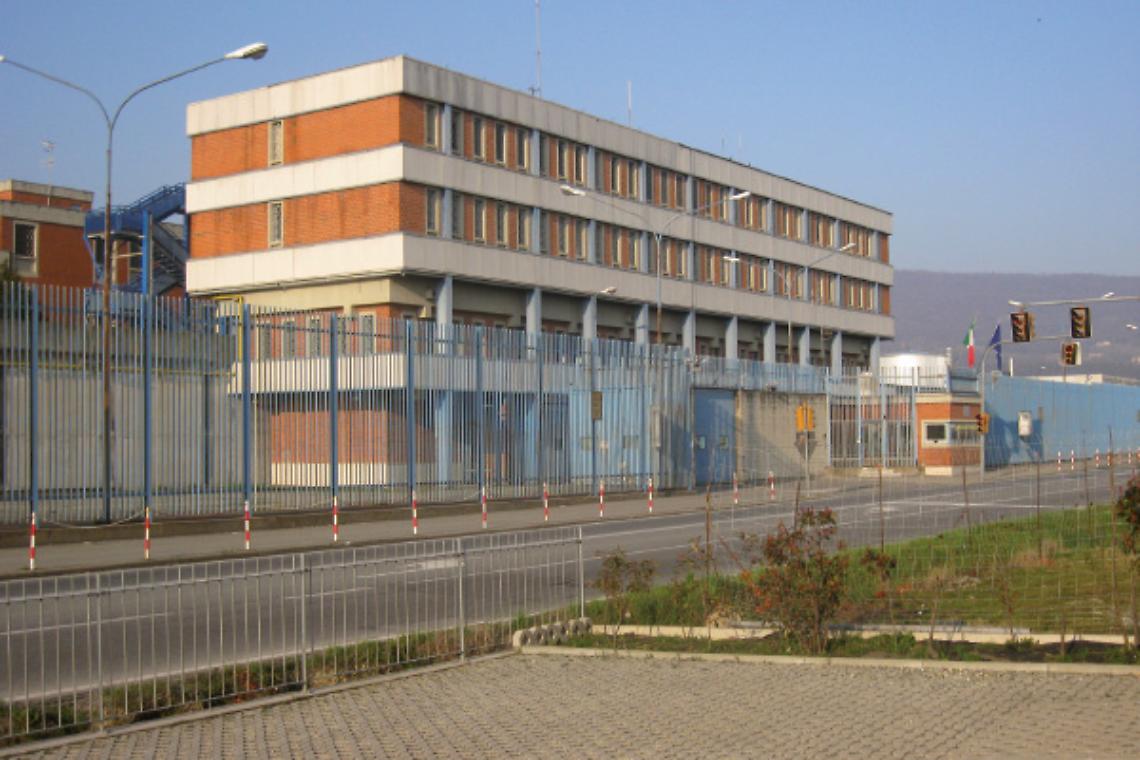 IVREA. Troppi cellulari in carcere. E' allarme sicurezza