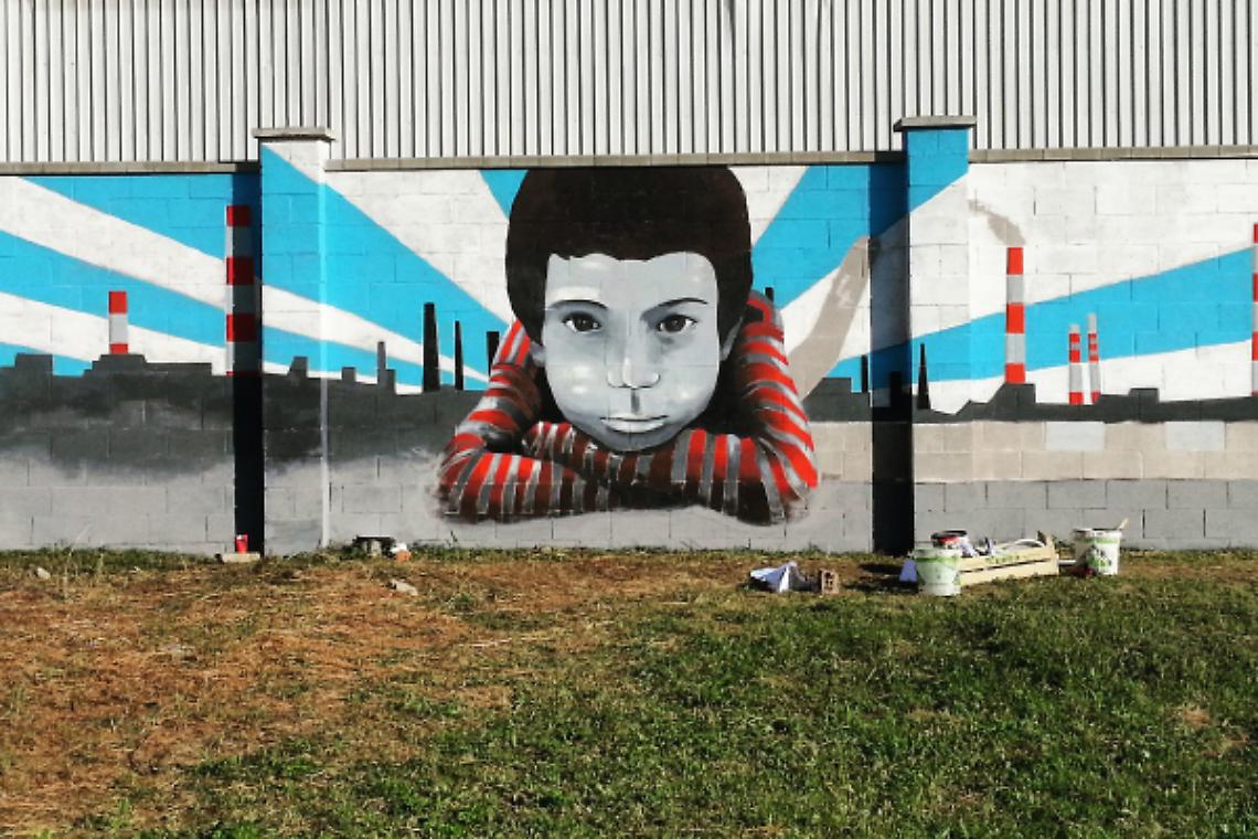 SETTIMO TORINESE. I muri di via Schiapparelli diventano opere d’arte