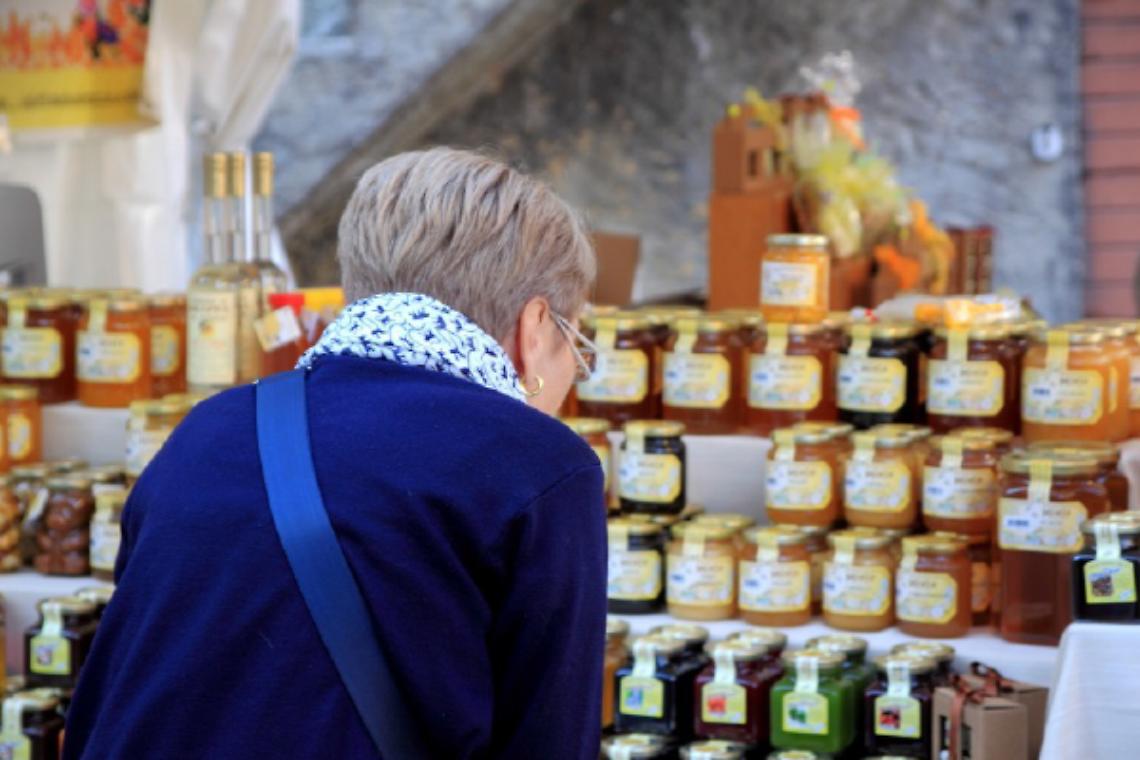 LOCANA. Torna la sagra del miele a Pratolungo