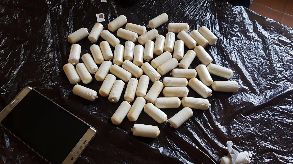 TORINO. Turista dall'Olanda con 1/2 chilo di cocaina in stomaco