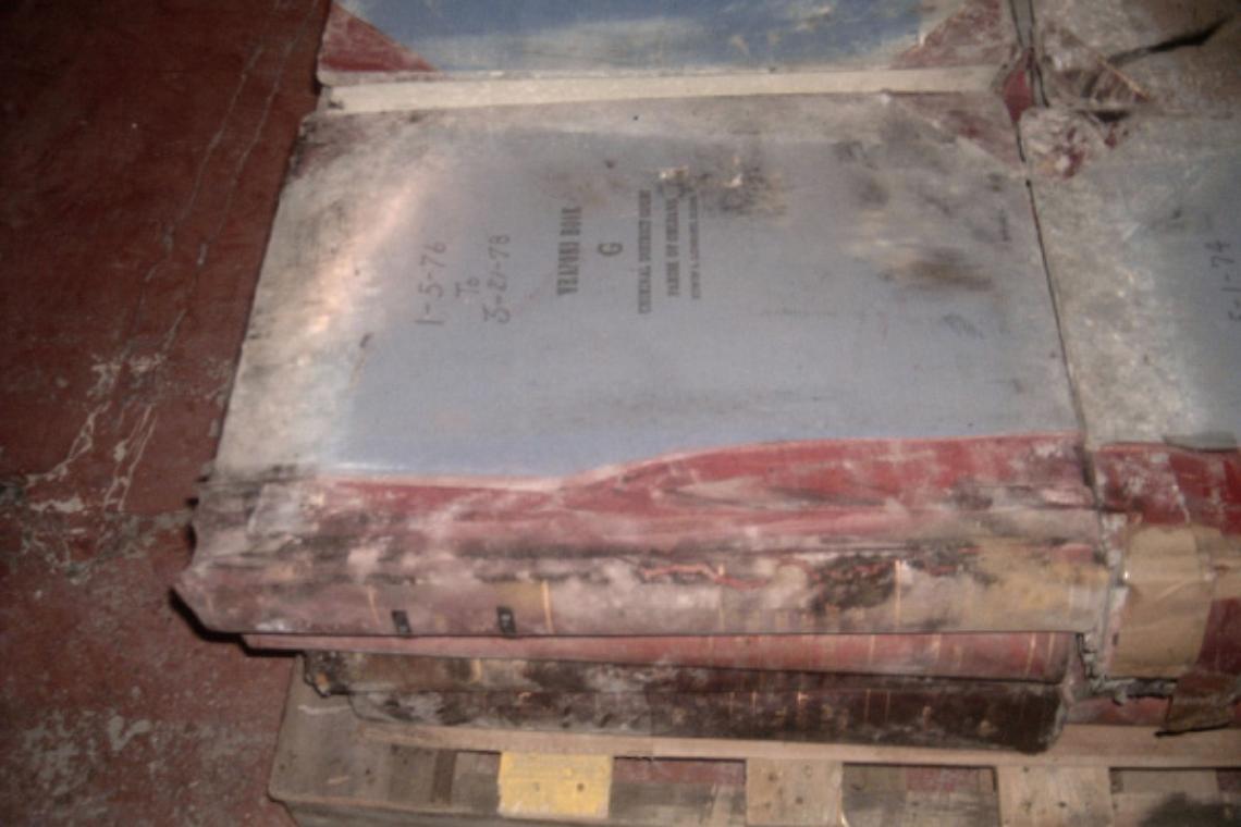 GASSINO. L'archivio del Comune invaso dall'acqua e pieno di muffa...