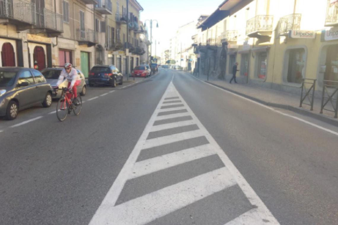 CHIVASSO. Ciclisti contro Bava: "Strada troppo stretta"