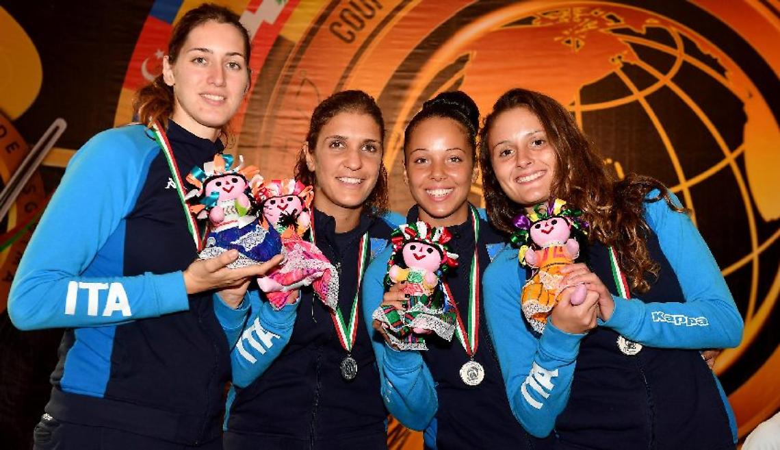 SCHERMA. L'Italia femminile di fioretto sale sul podio di Cancun