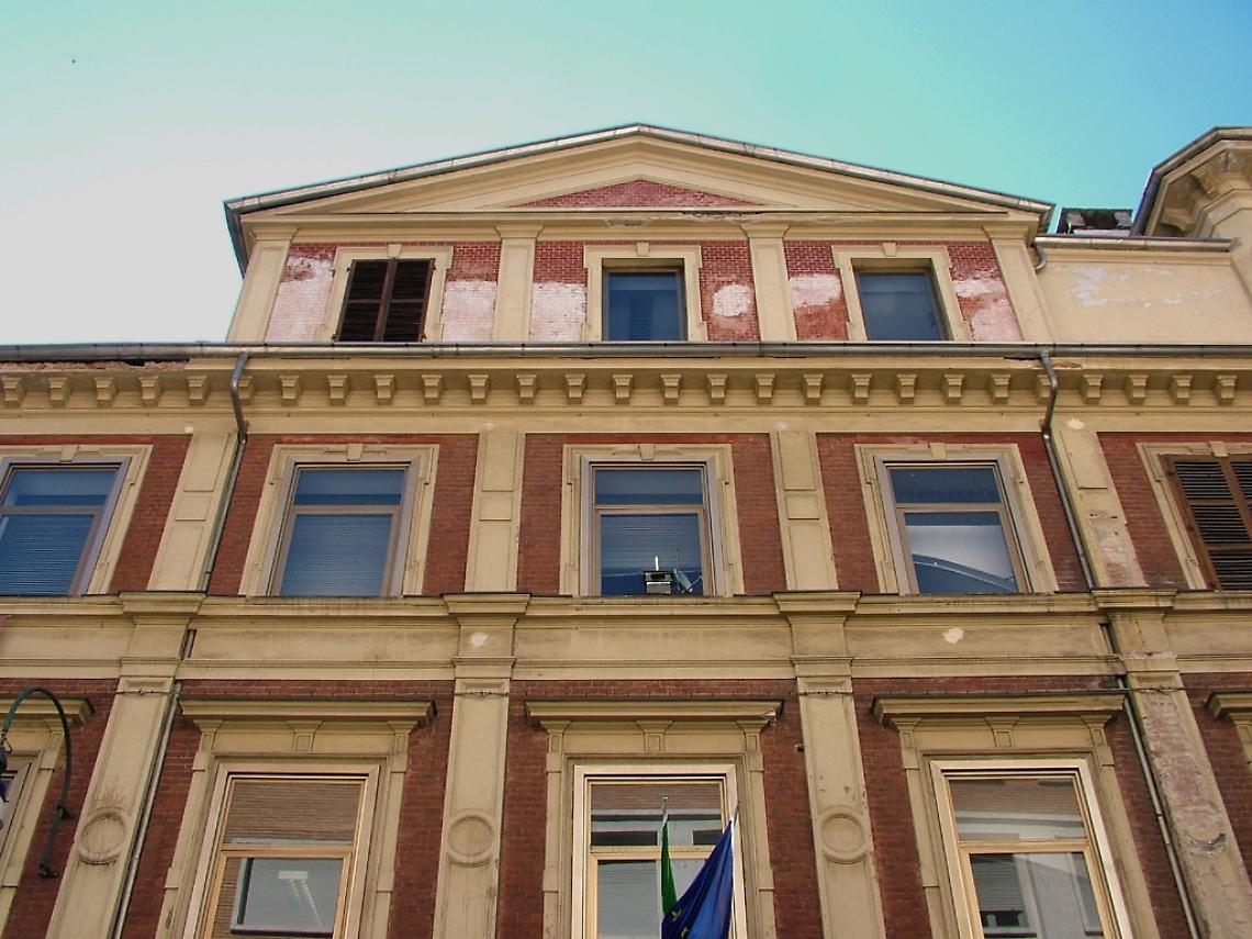 TORINO. Scuole: Liceo D'Azeglio Torino, rifacimento facciata nel 2018
