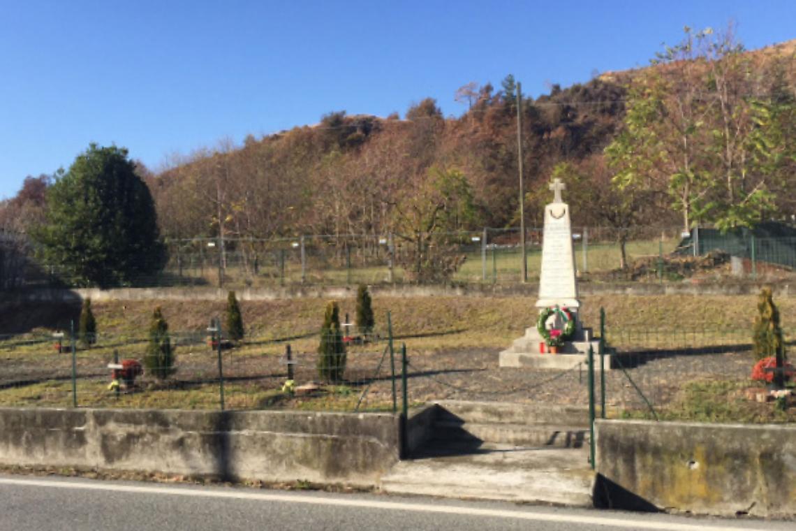 BALDISSERO CANAVESE. Al Parco della Rimembranza 18 tuie al posto dei vecchi cipressi