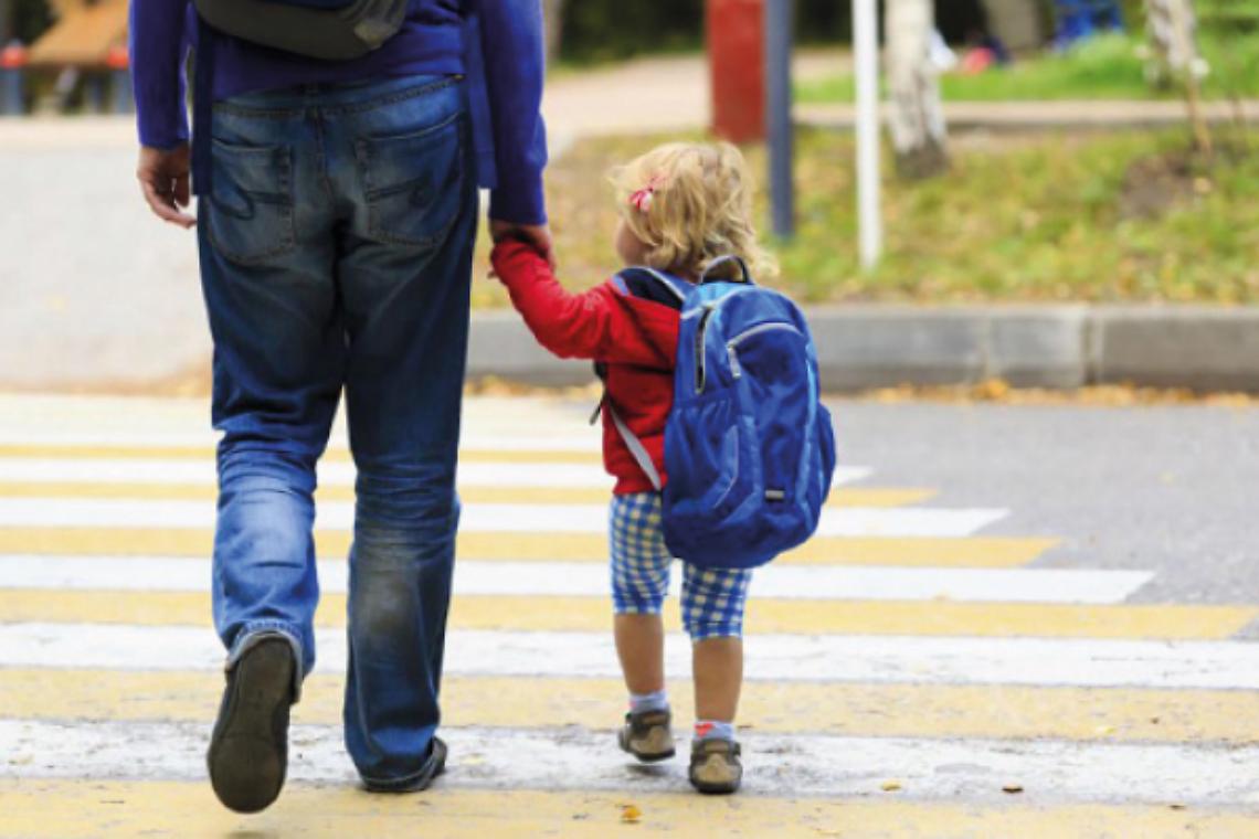 CHIVASSO. A scuola a prendere i nostri figli fino a quattordici anni...