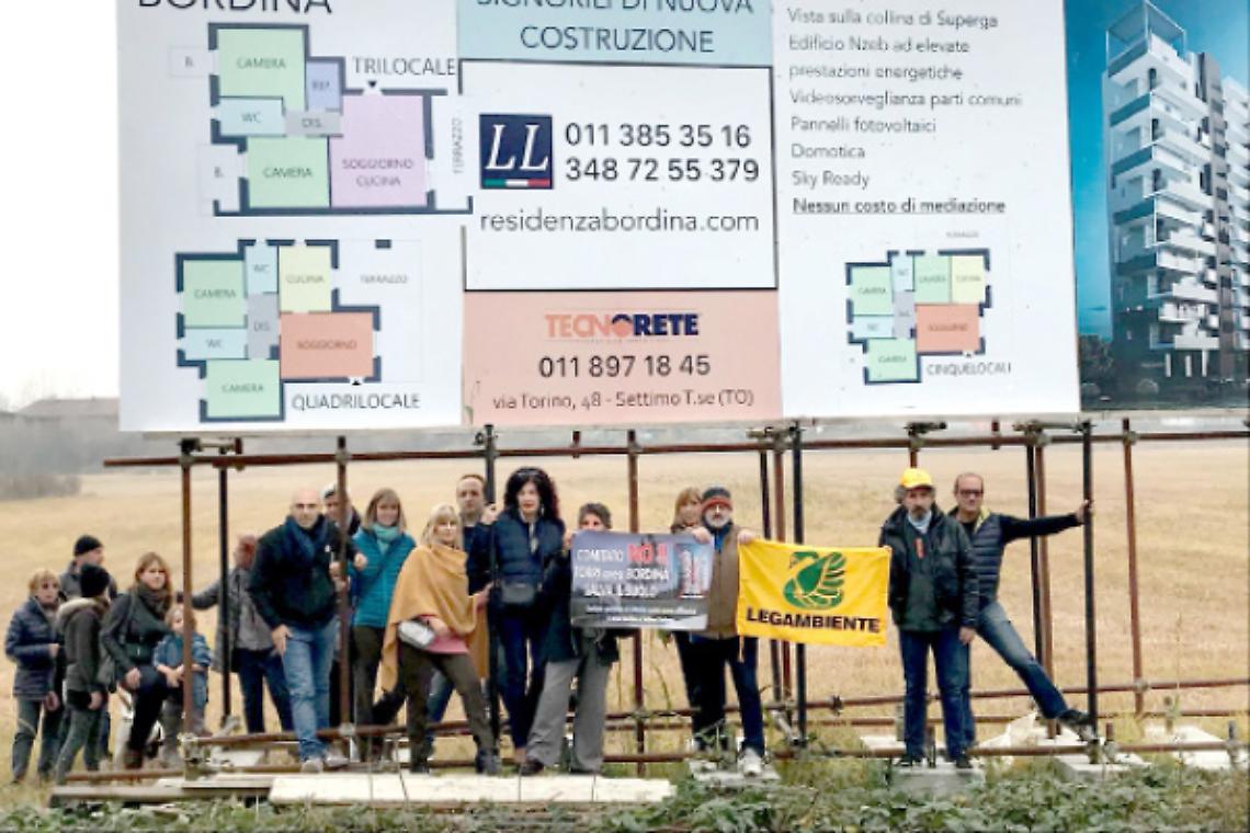 SETTIMO. No alle Torri su area Bordina