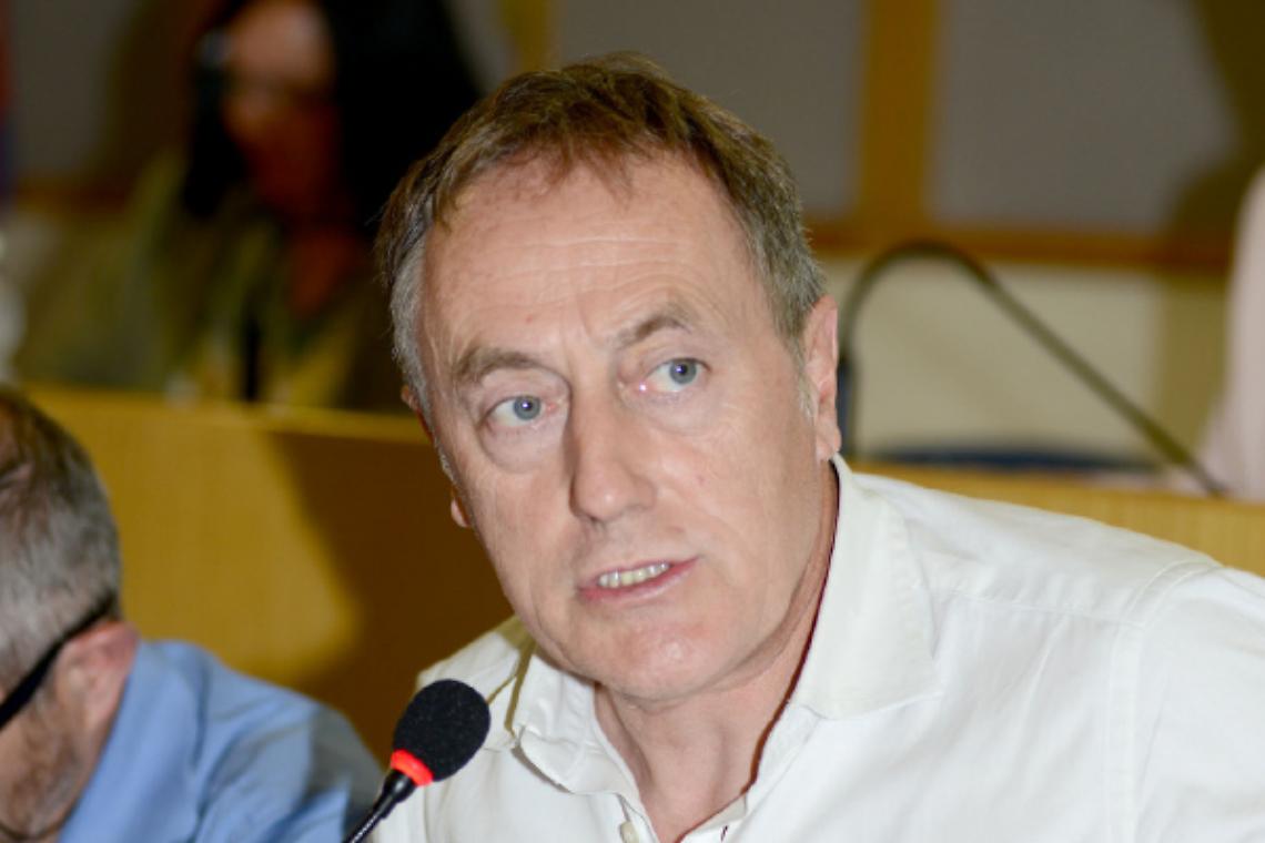 SETTIMO. “Con Piastra solo passi indietro e sul De Amicis ha già fallito”