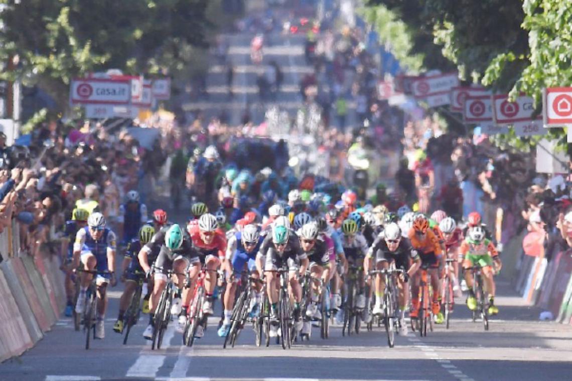 Giro: Yates non si sente sconfitto, ancora guido io