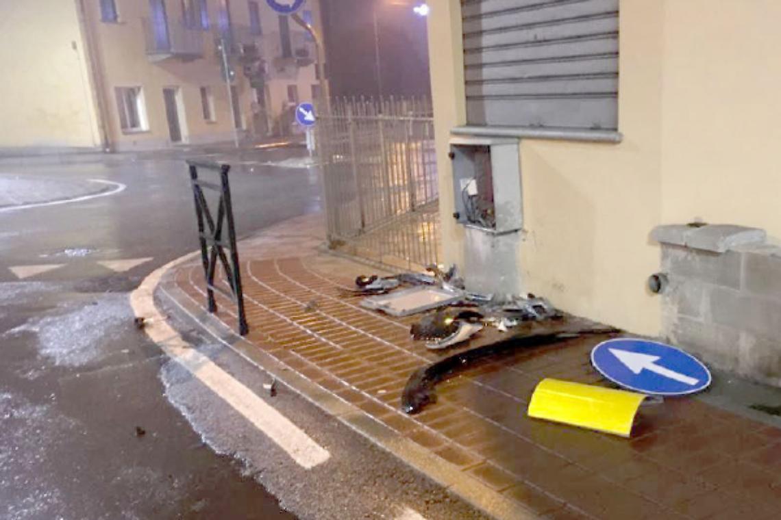 BRANDIZZO. Ennesimo incidente sulla doppia rotatoria