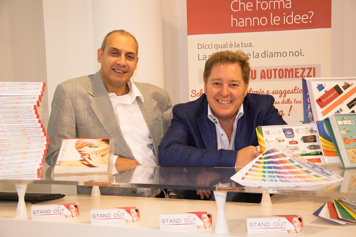 SETTIMO TORINESE. Stand Out dà massima visibilità alla tua attività commerciale