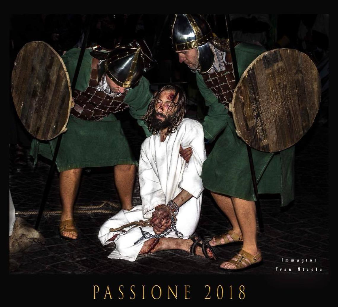 IVREA. In migliaia alla Passione di Cristo