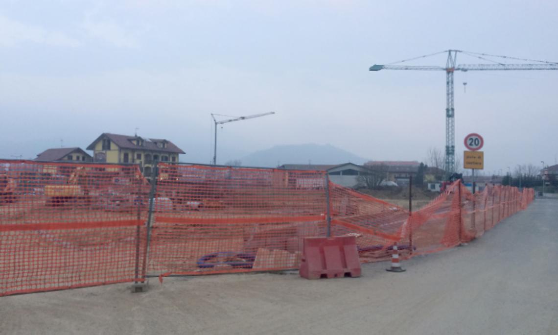 BRANDIZZO. La Regione chiede di fermare la cementificazione. Invece...