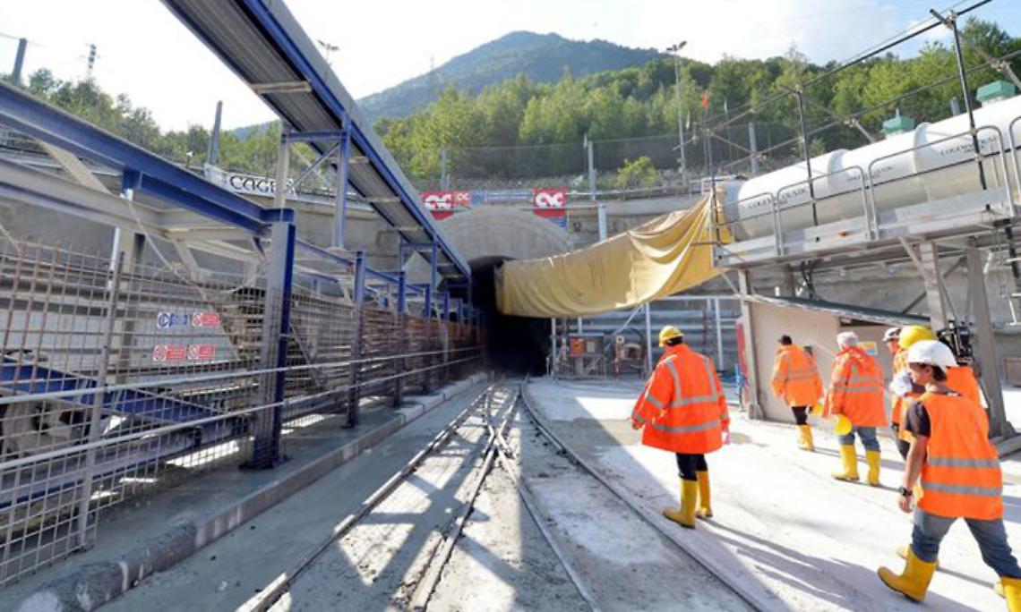 TORINO. Tav: presto l'esito dell'analisi. Nord pronto al referendum