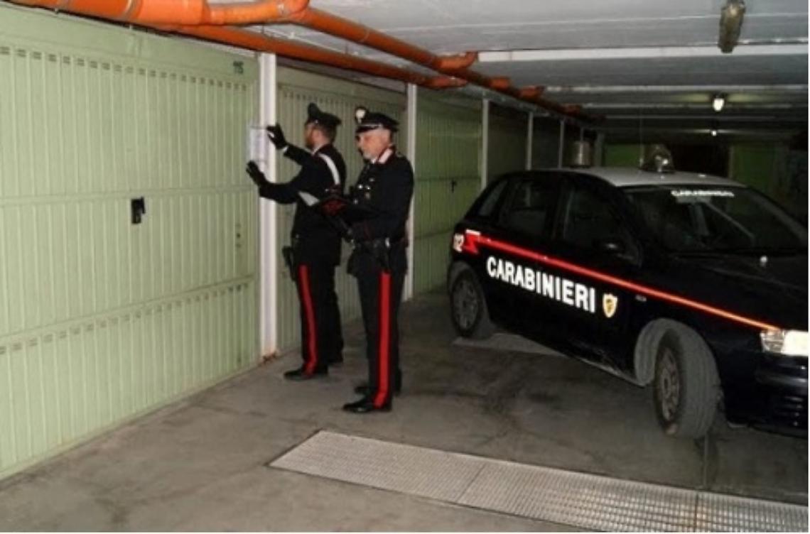ORBASSANO. Usavano un garage era camerino per le loro messe in scena, arrestati due truffatori
