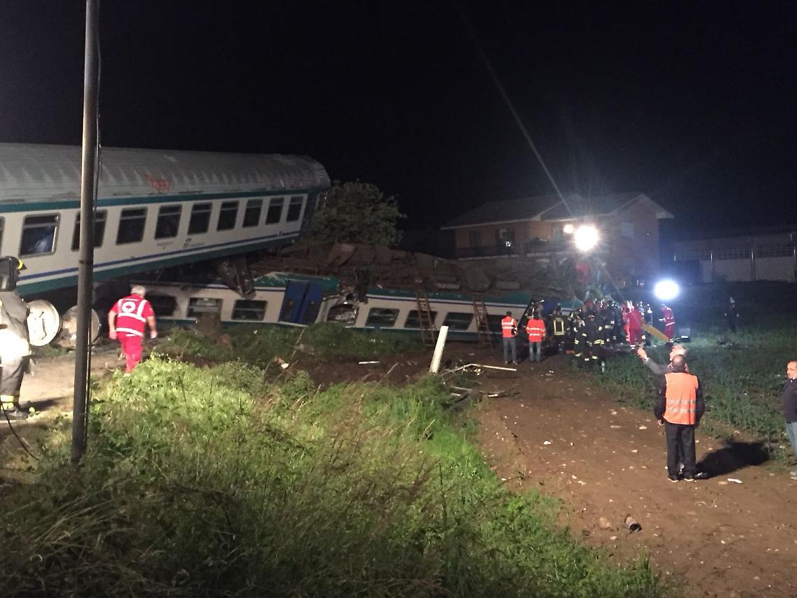 CALUSO. Disastro ferroviario: migliora capotreno, prognosi di 4 mesi