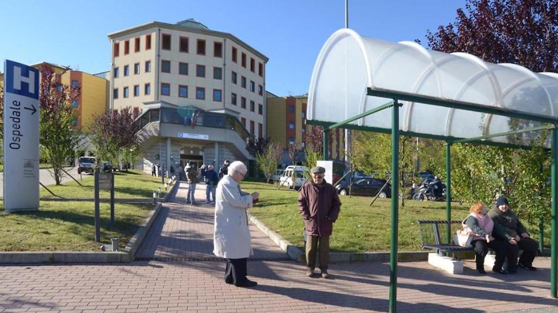 BIELLA. Incidenti lavoro: cade putrella, operaio ferito al braccio