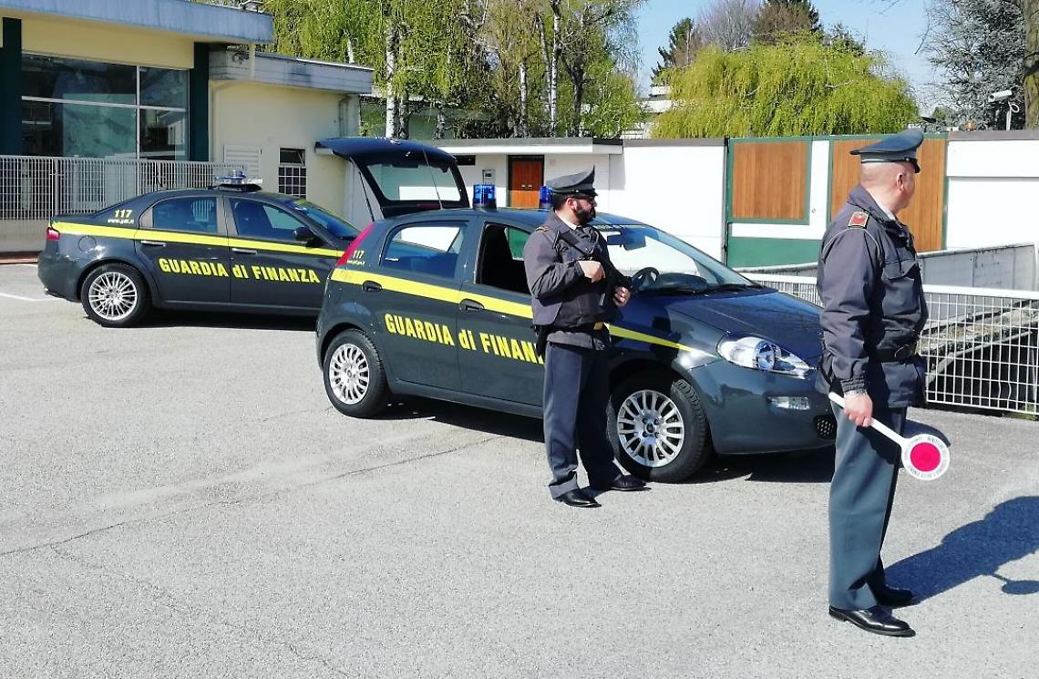 VERCELLI. Truffa e peculato: Arrestato colonnello della guardia di finanza