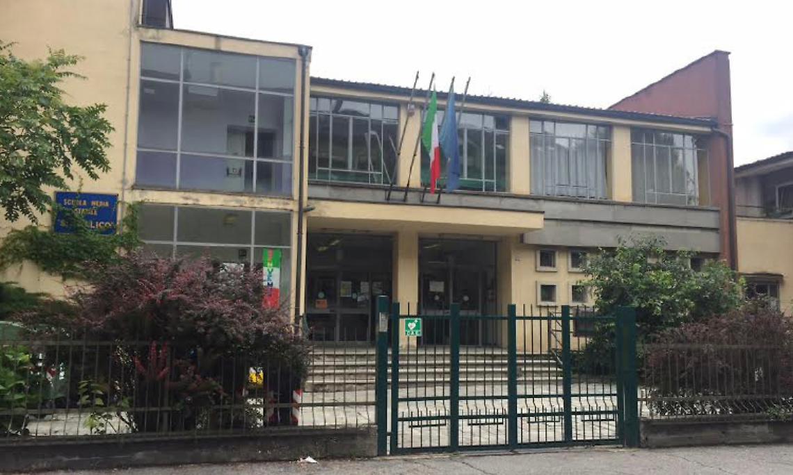 SAN MAURO. Lezioni sospese ieri: fuga di gas alla Silvio Pellico