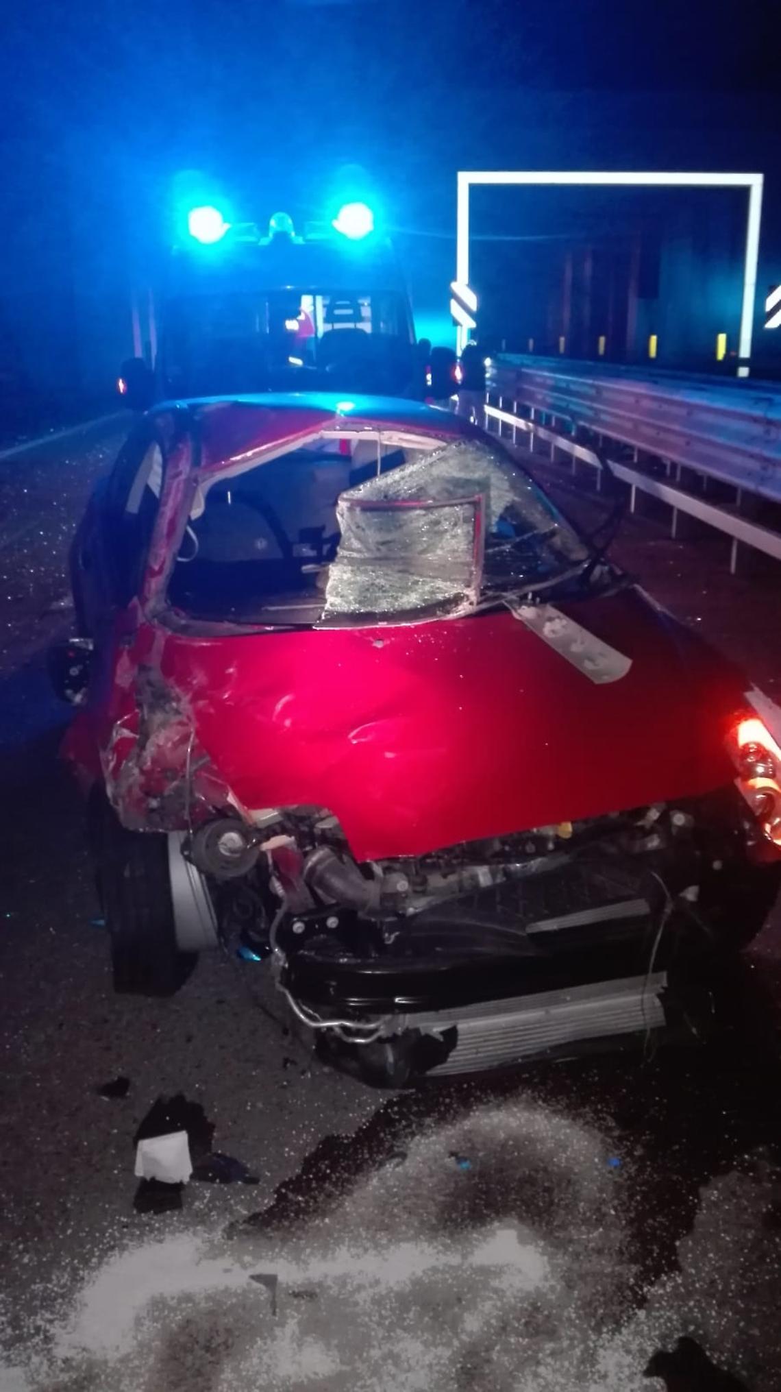 SCARMAGNO. Ubriaco causa incidente sulla A5
