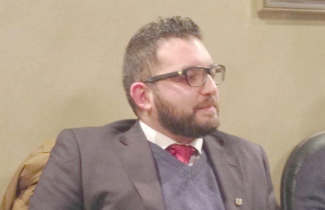 VOLPIANO. Bagarre sull’assenteismo di Sciretti