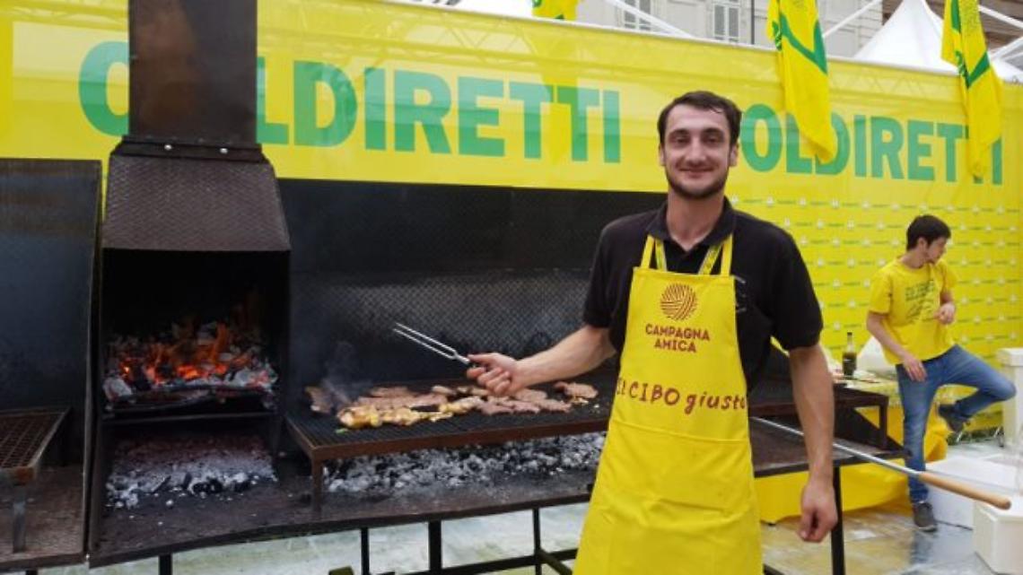 TORINO. Bisteccaday fa discutere, M5S 'non è nel nostro programma'