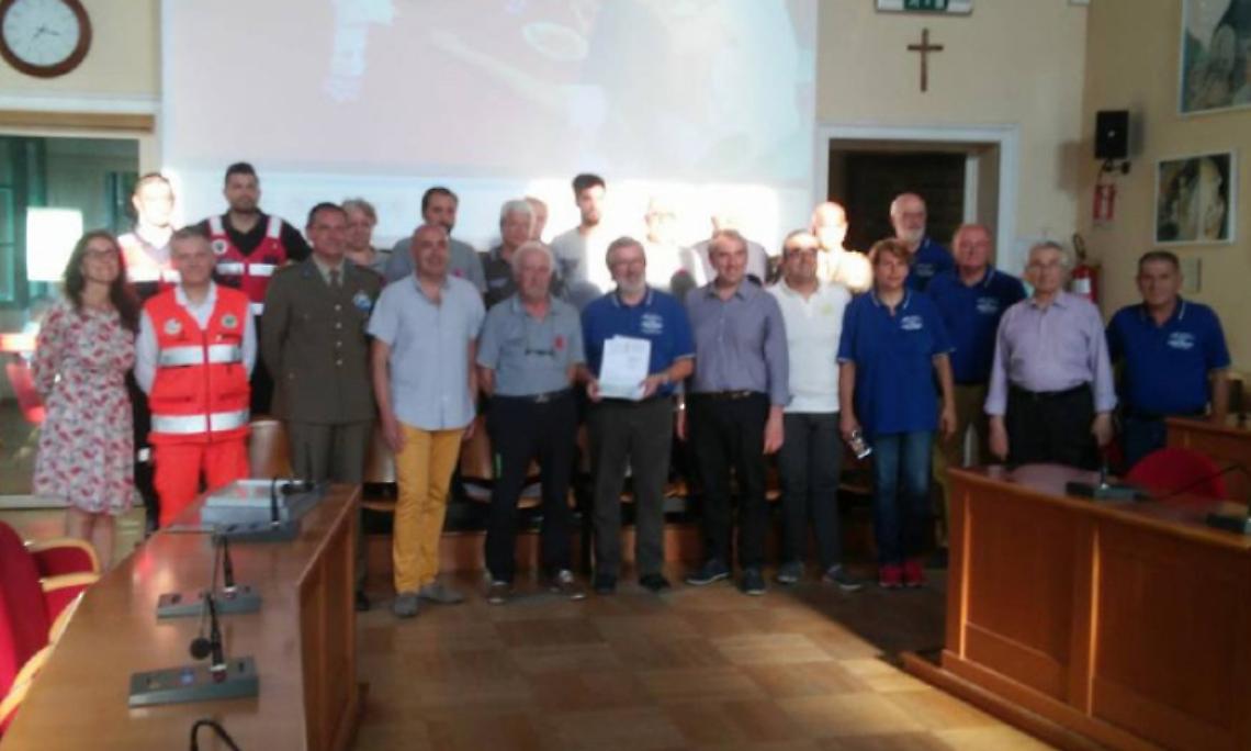 VENARIA. Mille euro donati alla Protezione Civile