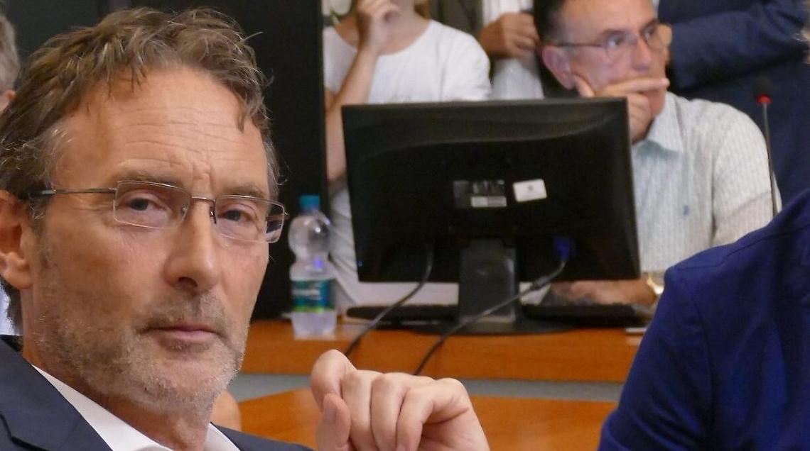 IVREA. Prg: un silenzio “vergognoso”.  Una maggioranza stoccafisso