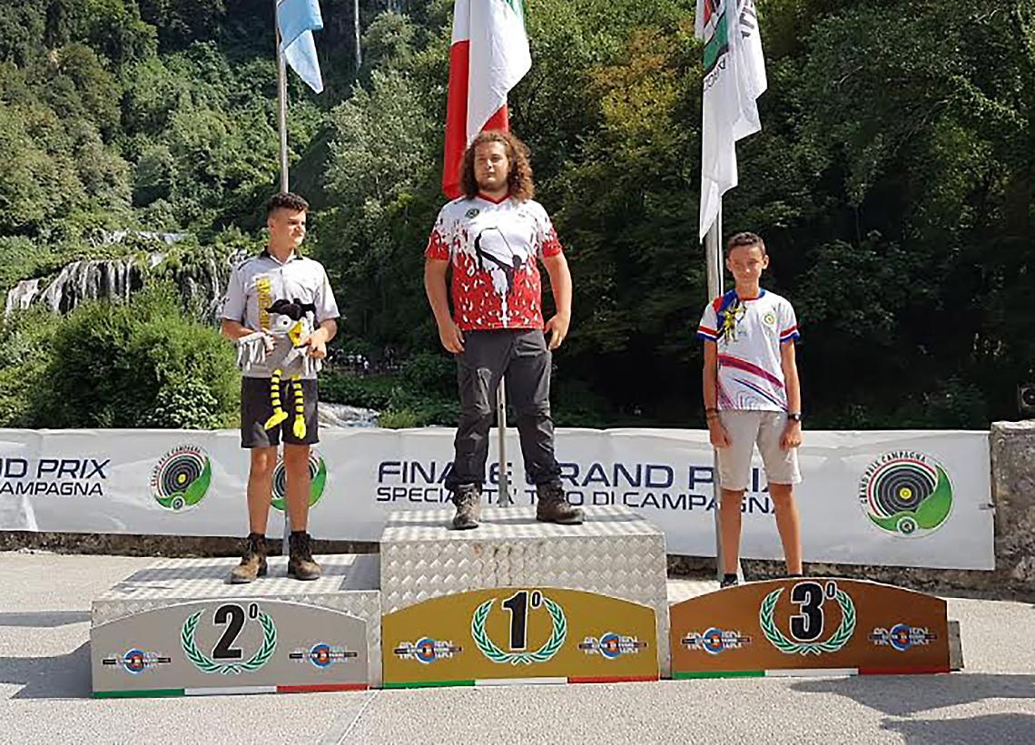 TIRO CON L'ARCO. Soldi terzo nell'arco nudo Under 18 al Grand Prix Tiro di Campagna Nazionale
