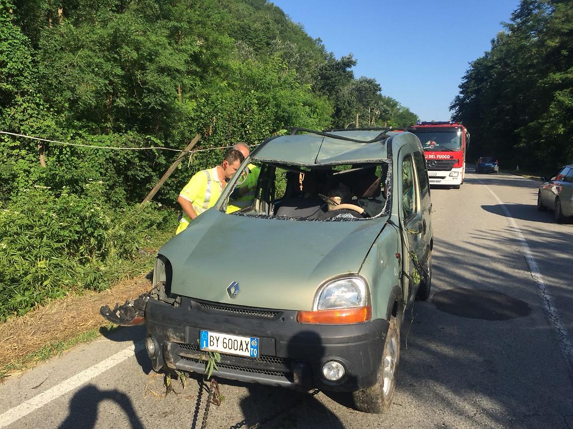 VERRUA SAVOIA. Incidente sulla Provinciale. Feriti due coniugi anziani
