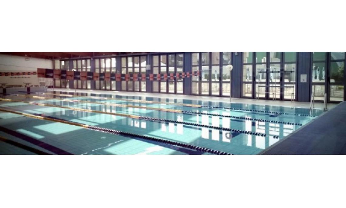 VENARIA. Ladri in azione in piscina: i carabinieri  indagano