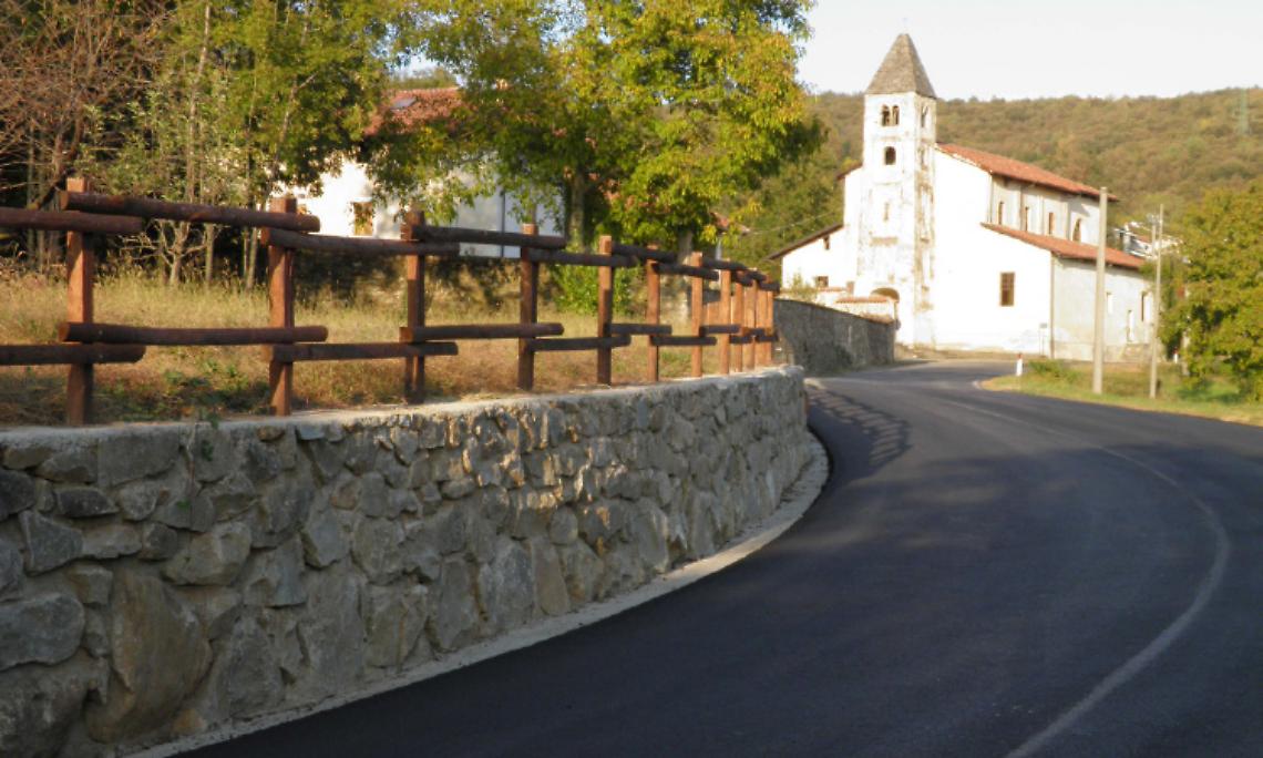 LUGNACCO. Con 30 mila euro dei Bim, Marchetti asfalta le strade